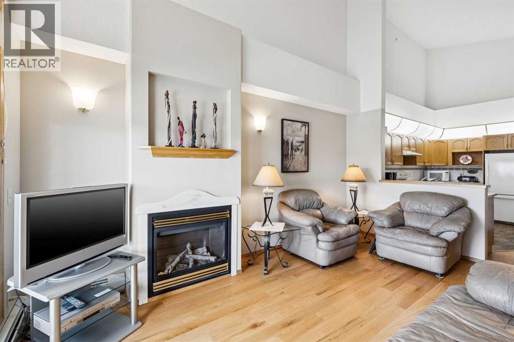 301, 728 Country Hills Road NW, Calgary, Alberta  T3K 5K8 - Photo 10 - A2313793