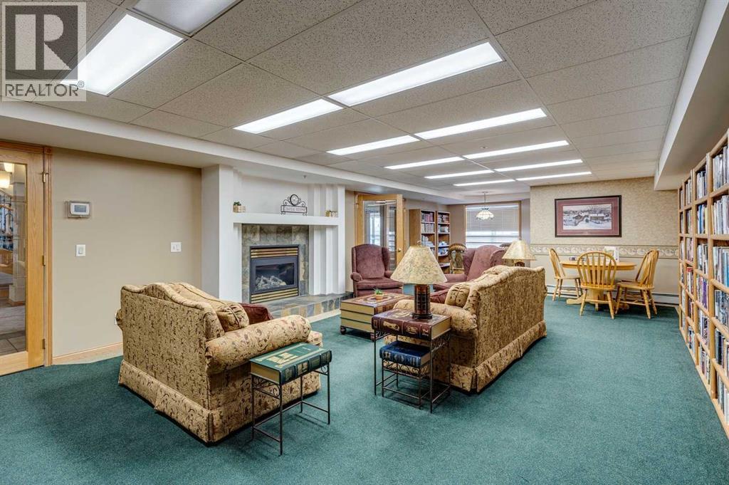 301, 728 Country Hills Road NW, Calgary, Alberta  T3K 5K8 - Photo 30 - A2313793