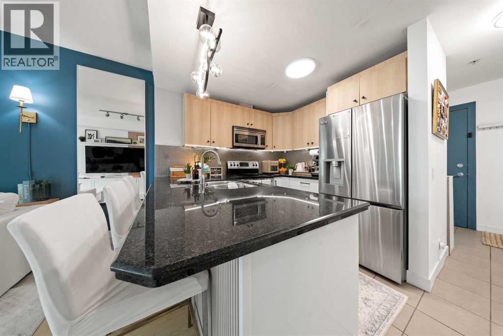 1807, 1410 1 Street SE, Calgary, Alberta  T2G 5T7 - Photo 8 - A2313276
