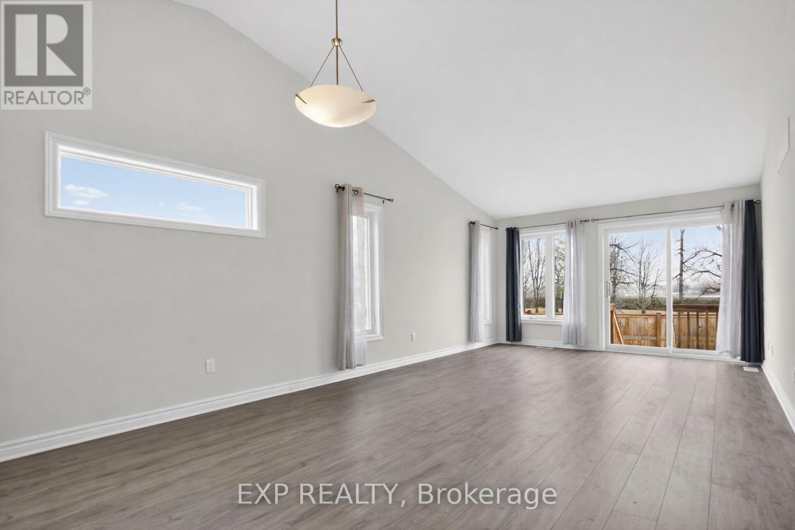 15 Seabert Drive, Arnprior, Ontario  K7S 0H9 - Photo 15 - X13010672