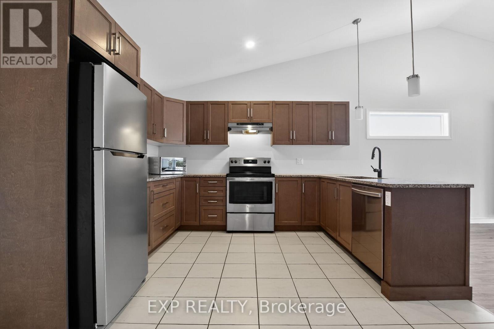15 Seabert Drive, Arnprior, Ontario  K7S 0H9 - Photo 7 - X13010672