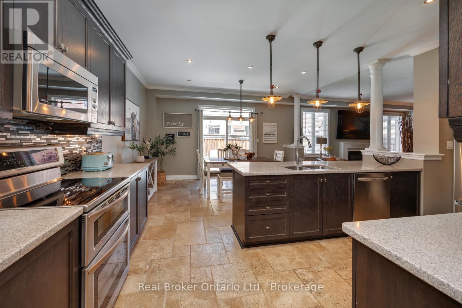 42 Ted Miller Crescent, Clarington, Ontario  L1C 0L8 - Photo 18 - E13162684