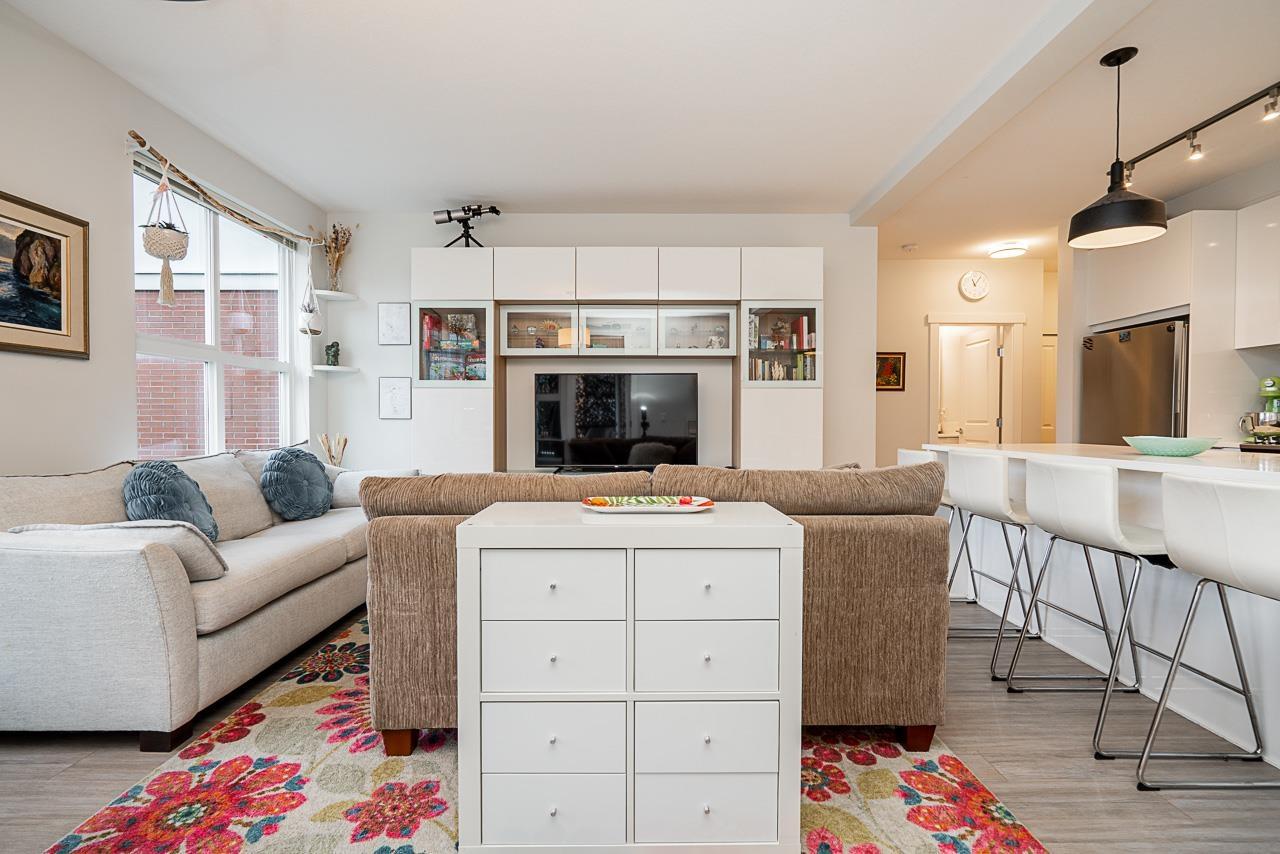 A319 8150 207 Street, Langley, British Columbia  V2Y 4J2 - Photo 13 - R3104337