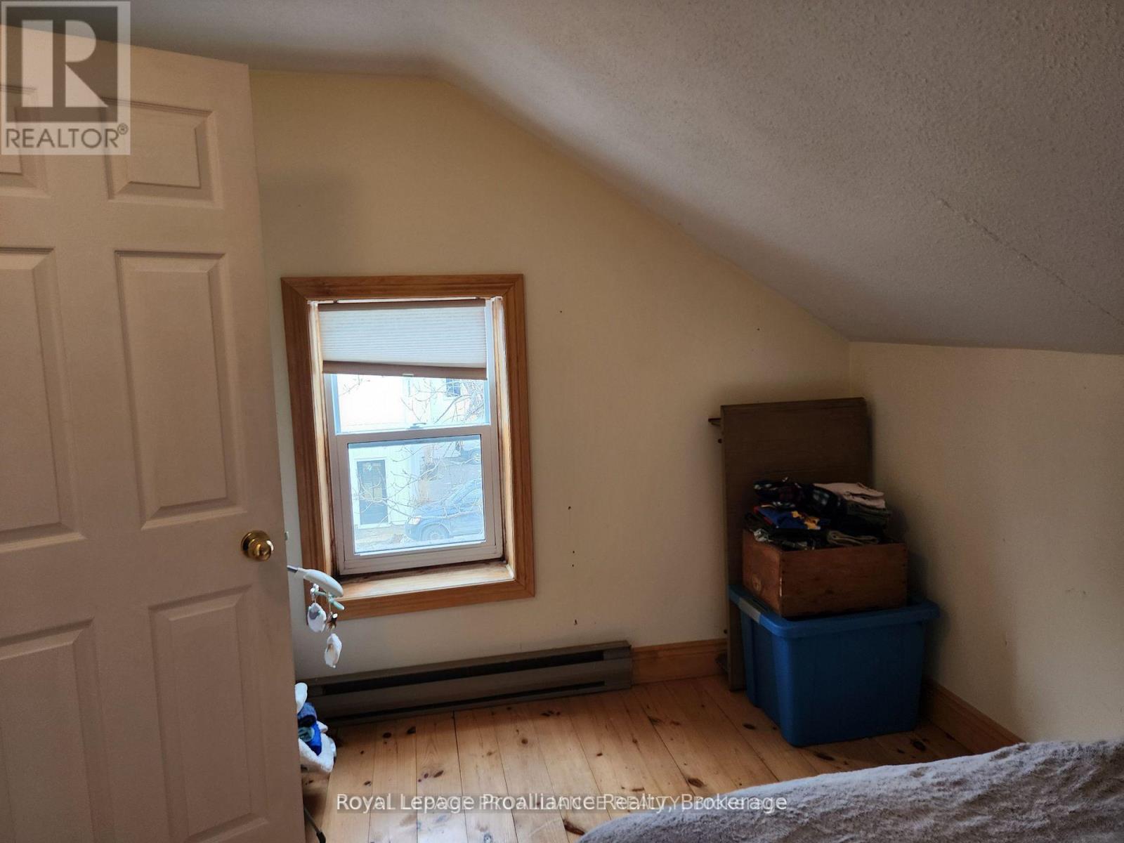 26 York Street, Prince Edward County, Ontario  K0K 2T0 - Photo 13 - X13162948