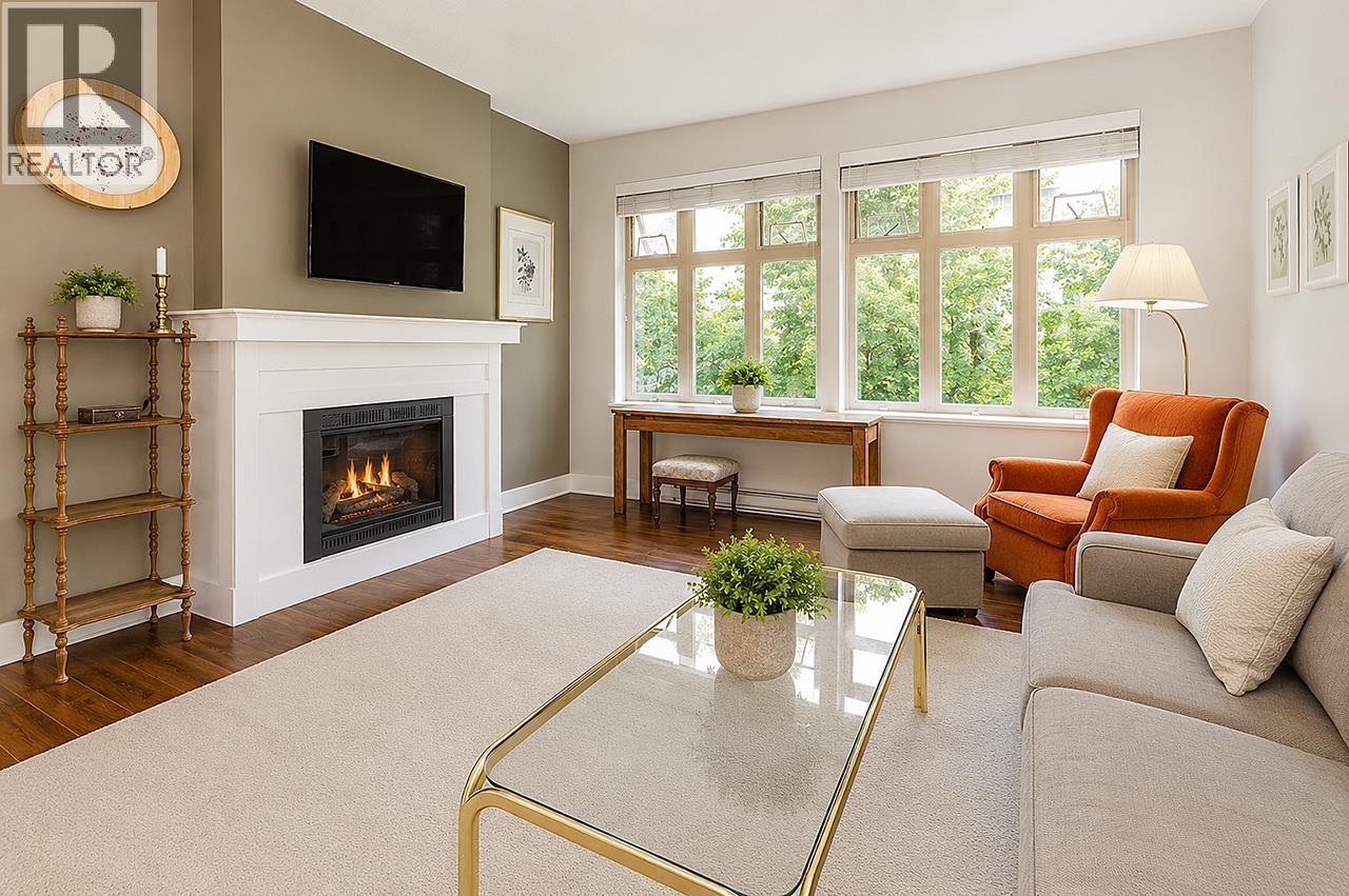 203 2330 SHAUGHNESSY STREET, Port Coquitlam, British Columbia