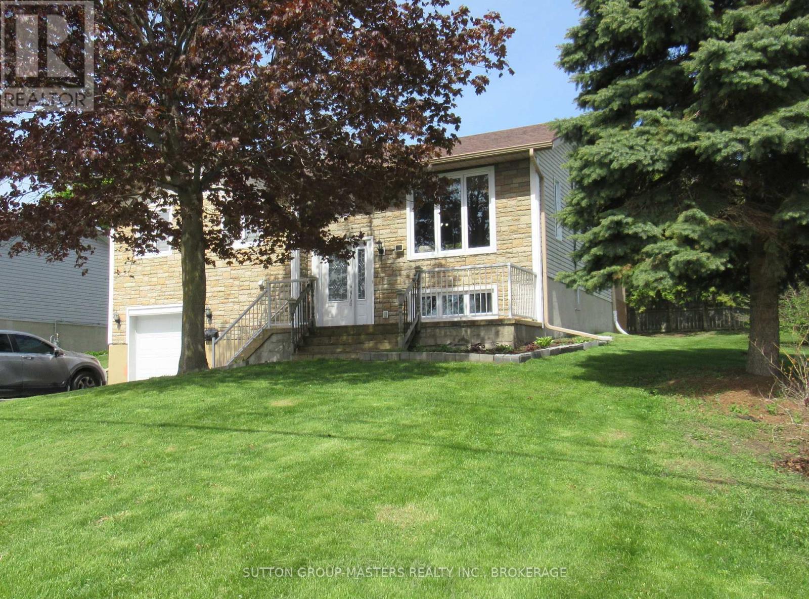 4571 Bath Road, Loyalist (Amherstview), Ontario  K7N 1A8 - Photo 1 - X13162796