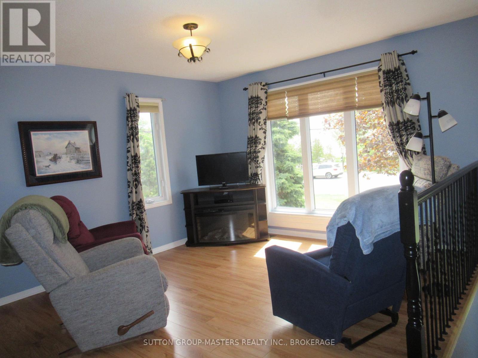 4571 Bath Road, Loyalist (Amherstview), Ontario  K7N 1A8 - Photo 2 - X13162796