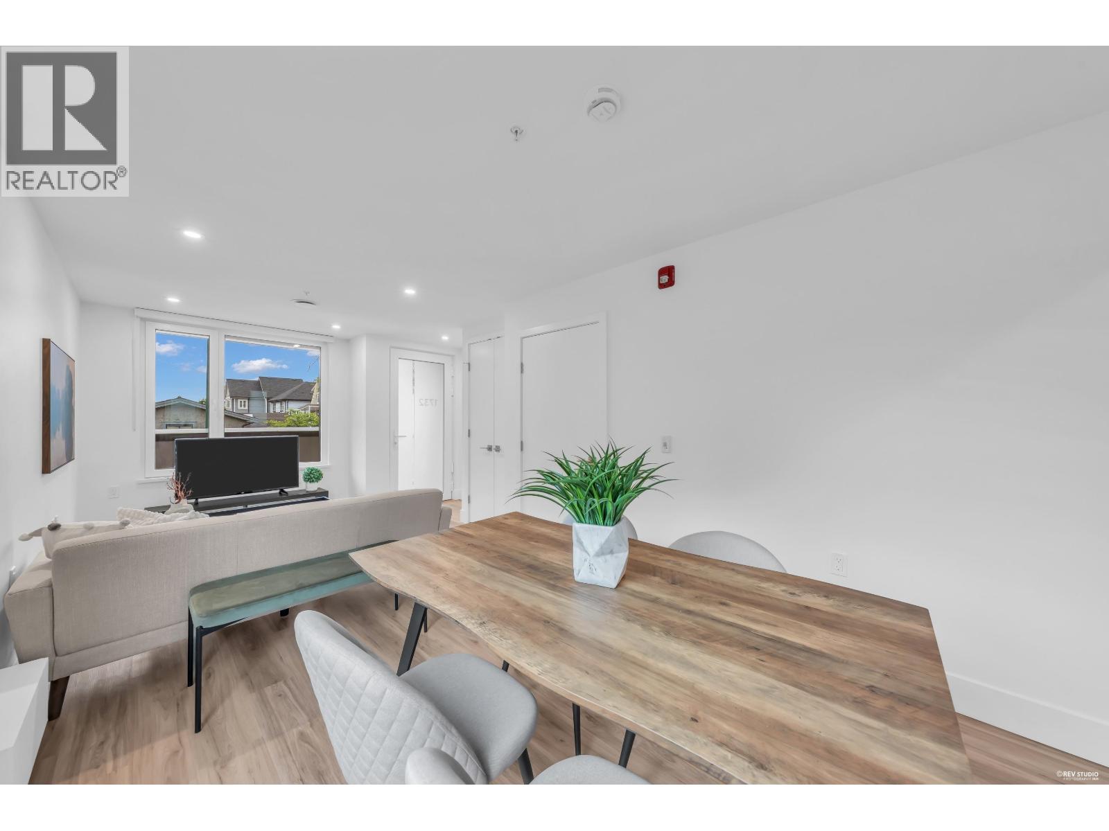 1732 Templeton Drive, Vancouver, British Columbia  V5N 1B6 - Photo 13 - R3126261