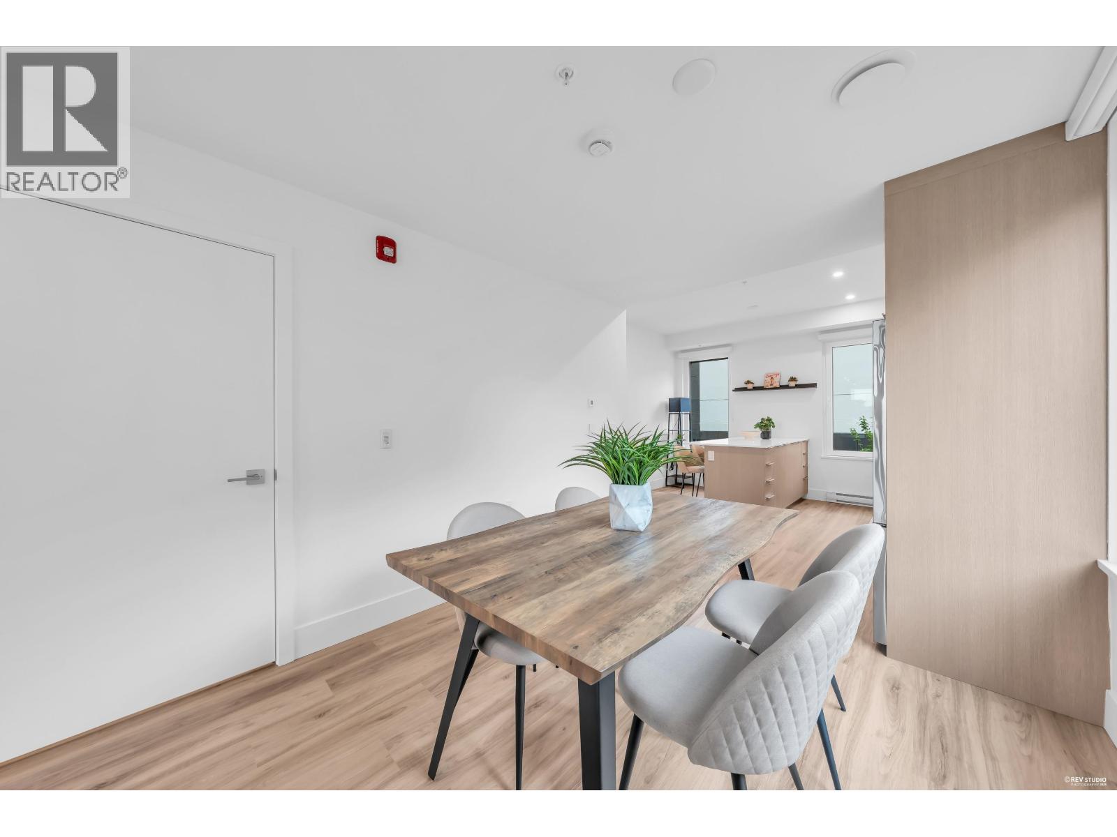 1732 Templeton Drive, Vancouver, British Columbia  V5N 1B6 - Photo 8 - R3126261
