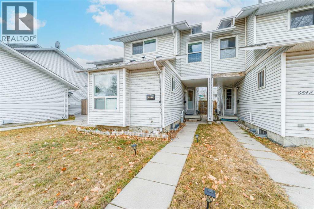 6640 Temple Drive NE, Calgary, Alberta  T1Y 5V6 - Photo 27 - A2305632
