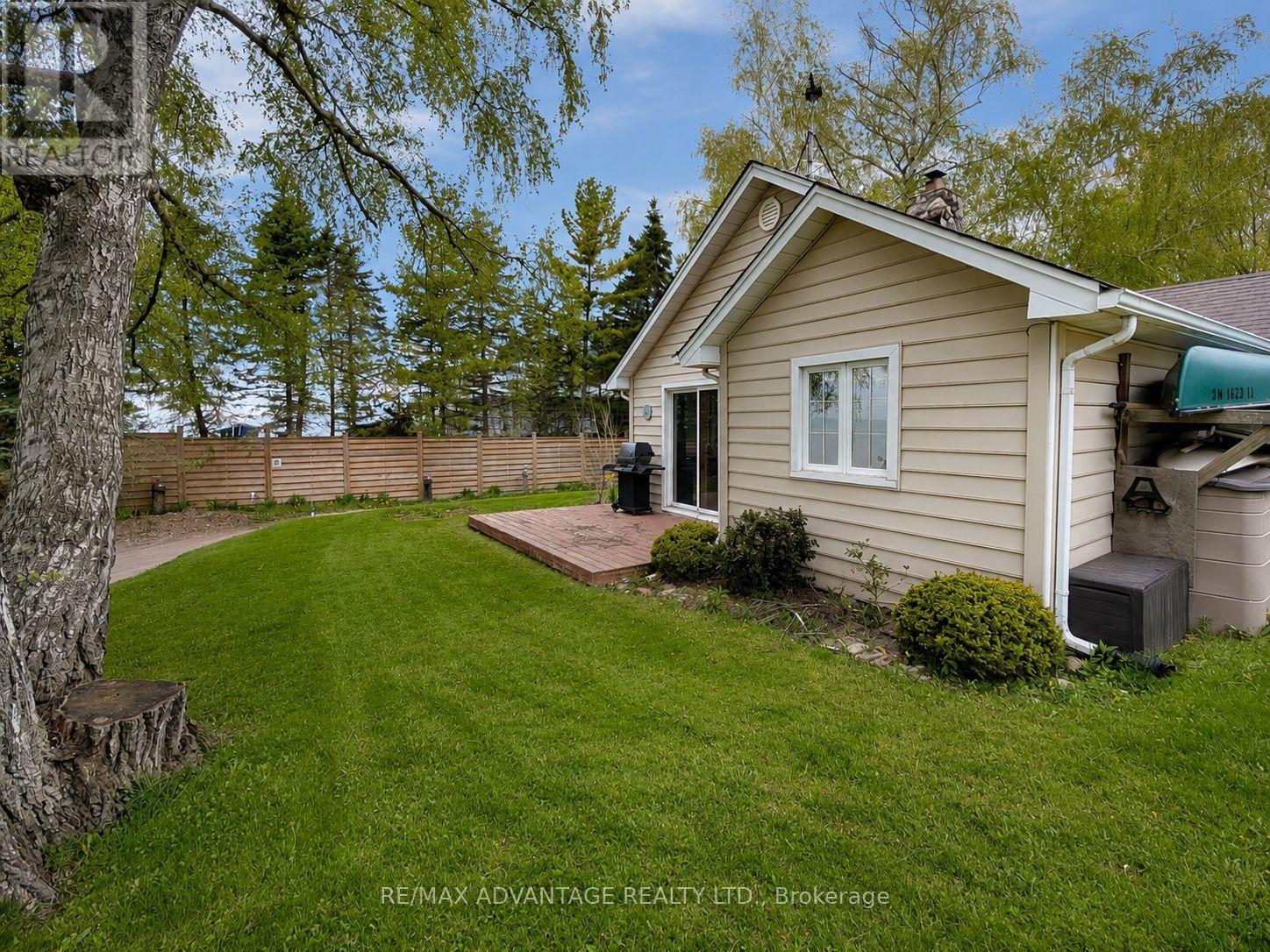 49205 Blair Drive, Malahide, Ontario  N5H 2R2 - Photo 5 - X13162820
