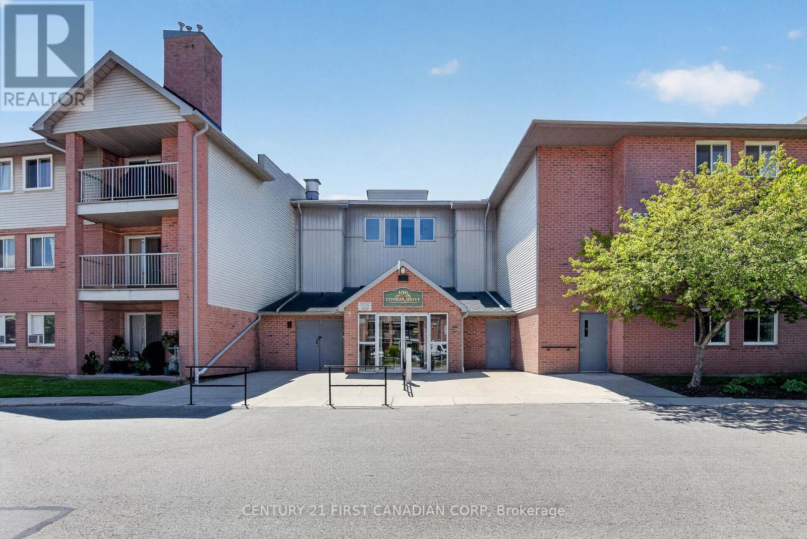 11 - 136 CONWAY DRIVE, London South, Ontario