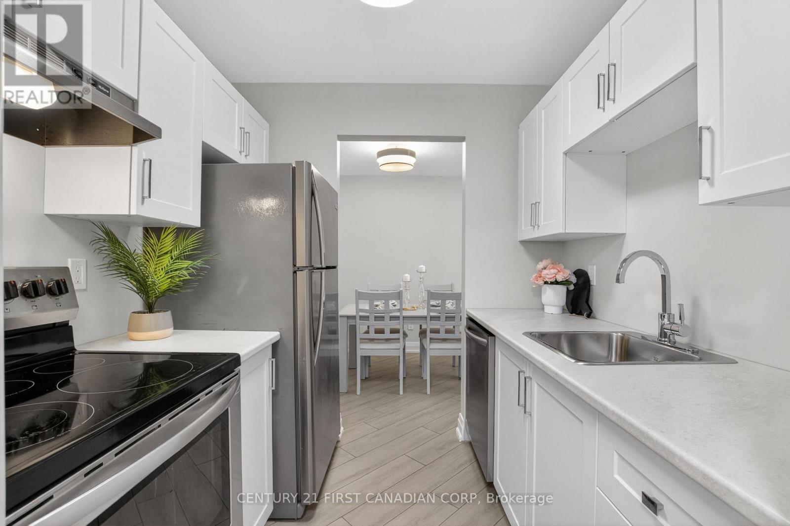 11 - 136 Conway Drive, London South, Ontario  N6E 3N1 - Photo 6 - X13162832