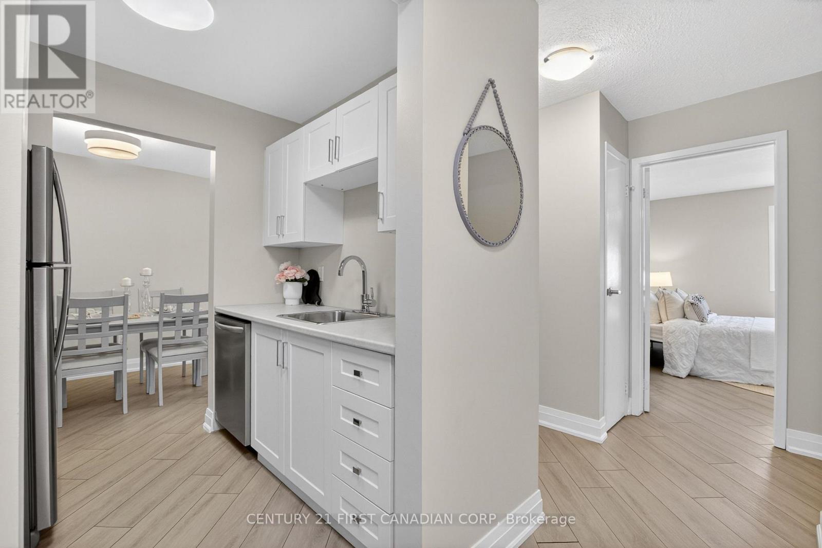 11 - 136 Conway Drive, London South, Ontario  N6E 3N1 - Photo 7 - X13162832
