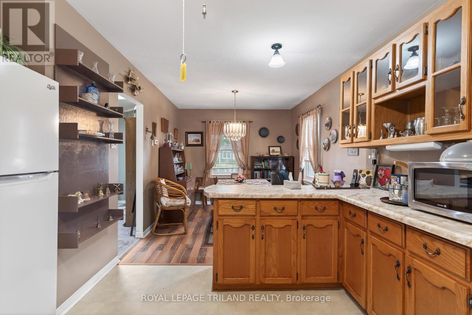 167 Simpson Street, Southwest Middlesex, Ontario  N0L 1M0 - Photo 10 - X13162986