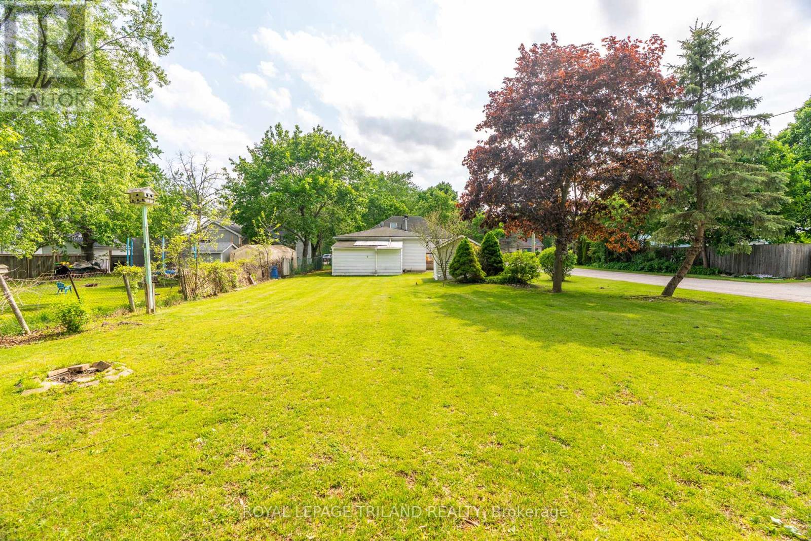 167 Simpson Street, Southwest Middlesex, Ontario  N0L 1M0 - Photo 32 - X13162986