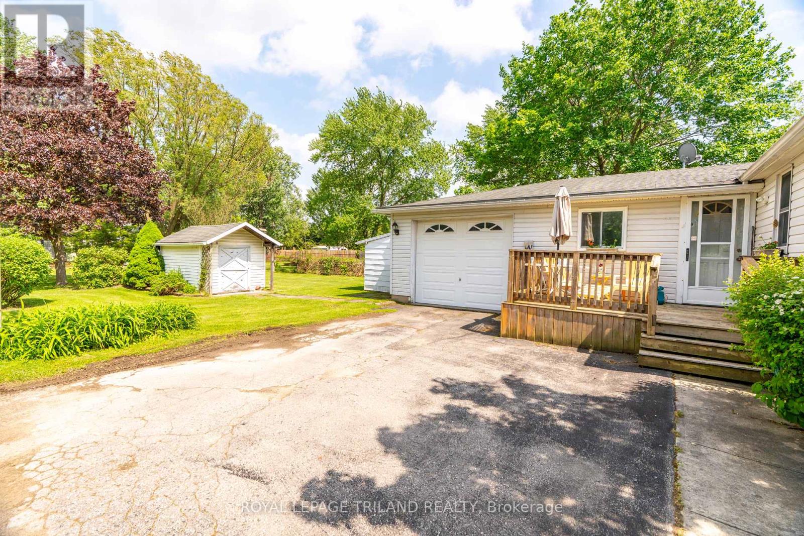167 Simpson Street, Southwest Middlesex, Ontario  N0L 1M0 - Photo 5 - X13162986