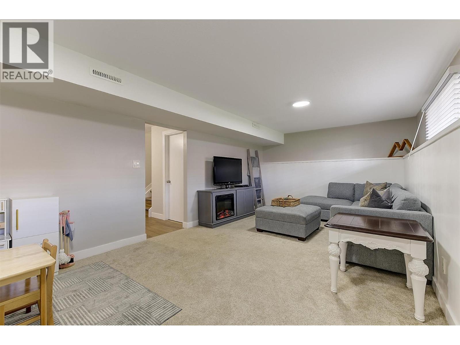 230 Kneller Road, Kelowna, British Columbia  V1X 4C2 - Photo 24 - 10388485