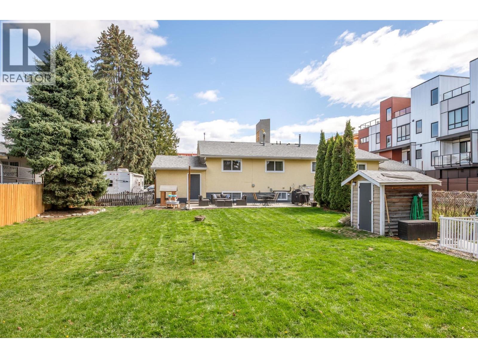 230 Kneller Road, Kelowna, British Columbia  V1X 4C2 - Photo 41 - 10388485