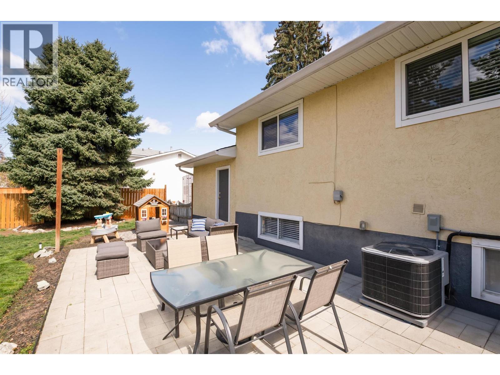230 Kneller Road, Kelowna, British Columbia  V1X 4C2 - Photo 35 - 10388485