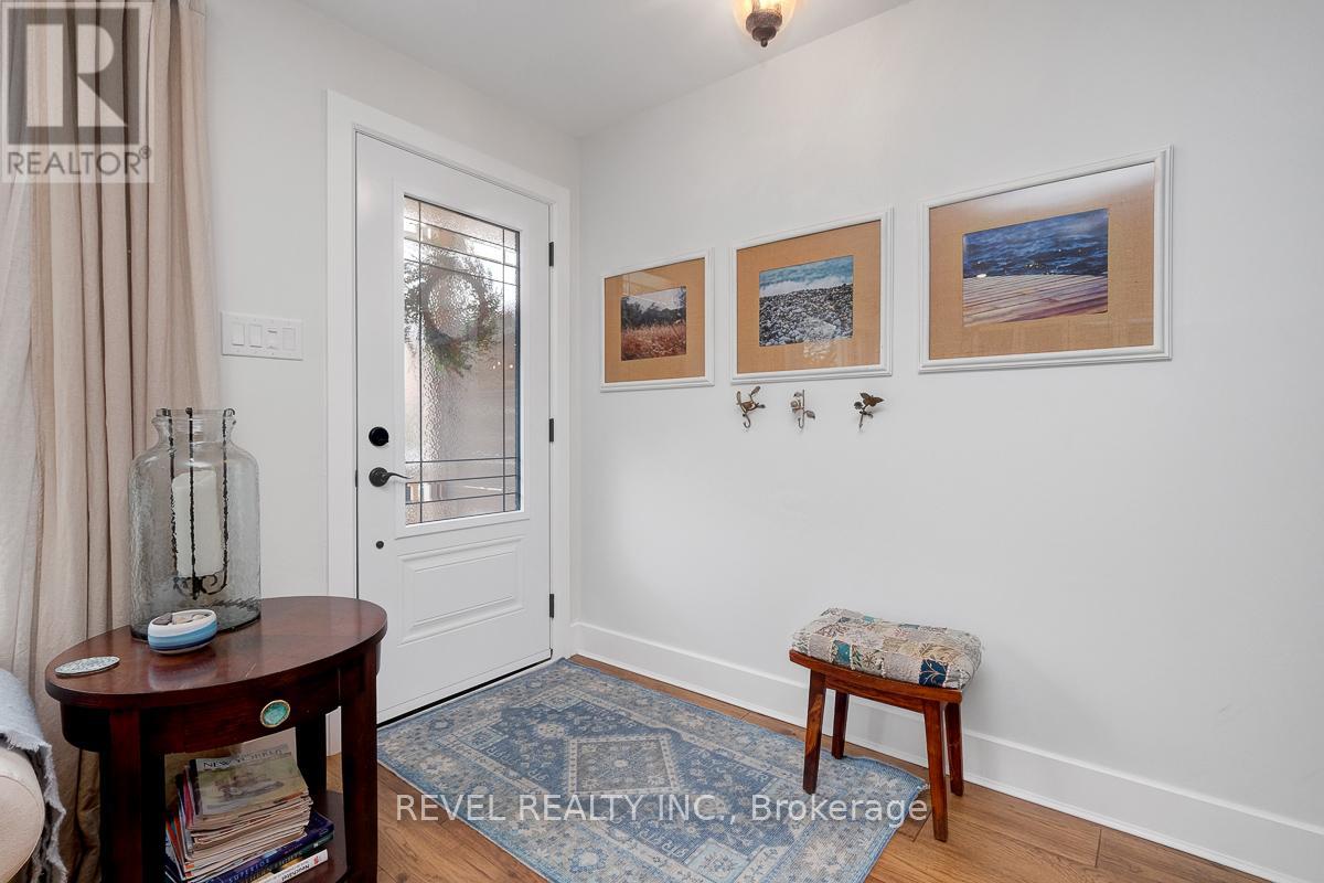 306 Ferndale Avenue, Ottawa, Ontario  K1Z 6P8 - Photo 2 - X13162770