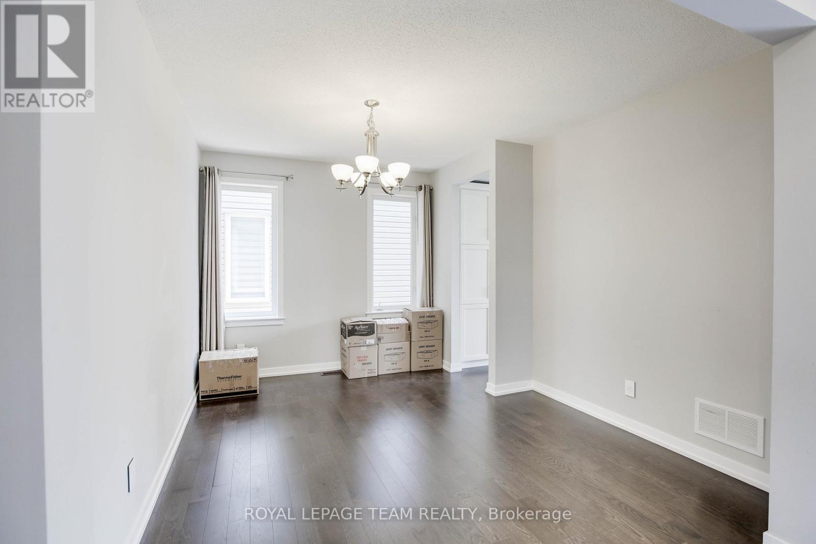 389 Andalusian Crescent, Ottawa, Ontario  K2V 0C3 - Photo 10 - X13162826