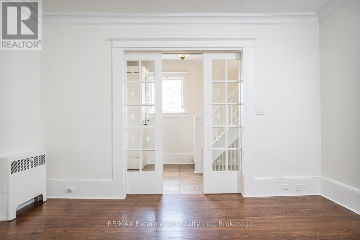 209 Allan Street, Oakville, Ontario  L6J 3P2 - Photo 3 - W13162802