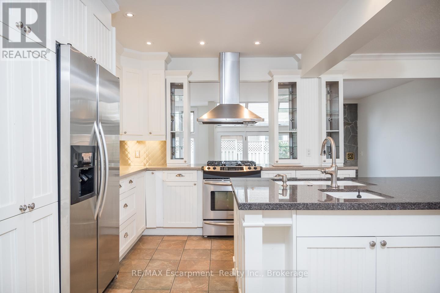 209 Allan Street, Oakville, Ontario  L6J 3P2 - Photo 7 - W13162802