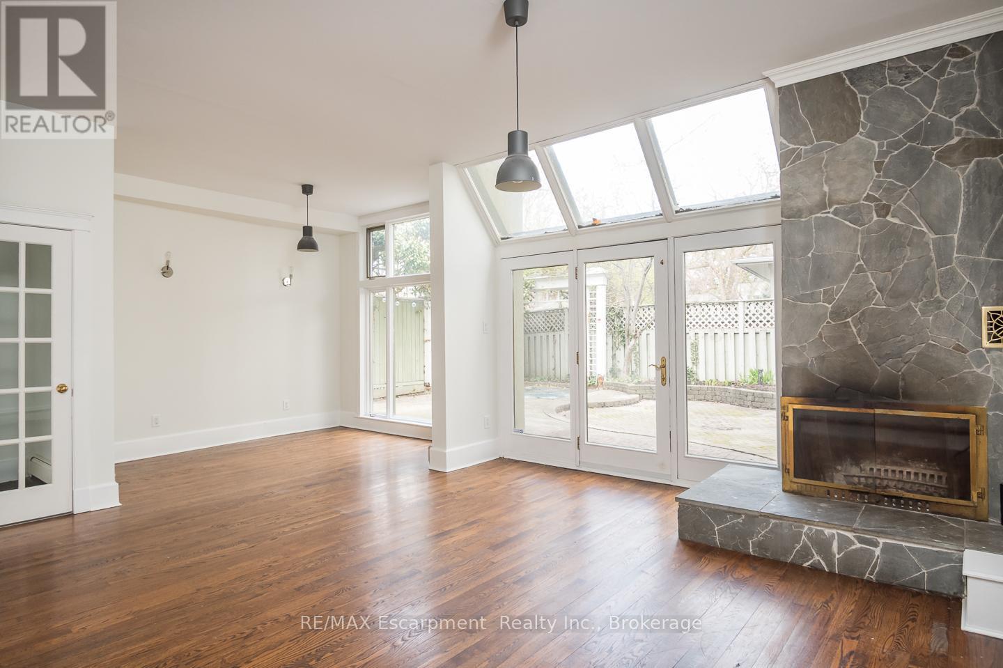 209 Allan Street, Oakville, Ontario  L6J 3P2 - Photo 9 - W13162802