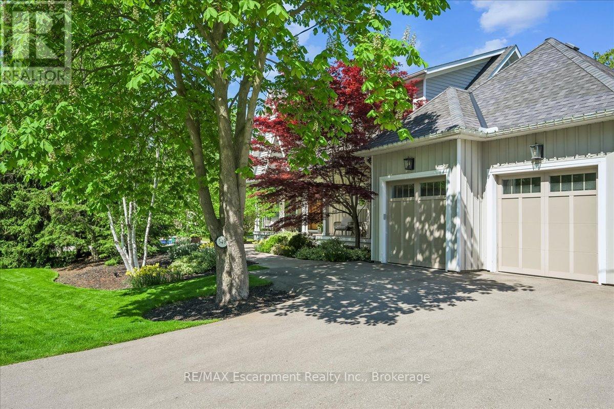 549 Jeanette Drive, Oakville, Ontario  L6K 1M9 - Photo 4 - W13162852