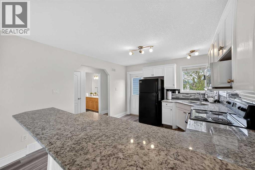 801 Mt Sundance Lane W, Lethbridge, Alberta  T1J 0T0 - Photo 13 - A2313021