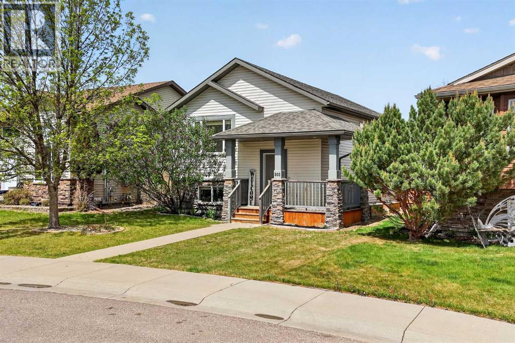 801 Mt Sundance Lane W, Lethbridge, Alberta  T1J 0T0 - Photo 3 - A2313021