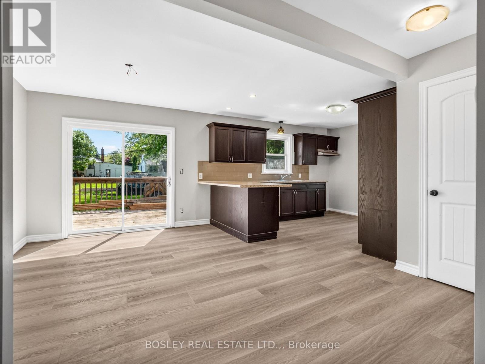 8 Pearce Avenue, St. Catharines (Bunting/linwell), Ontario  L2M 2L8 - Photo 6 - X13162892