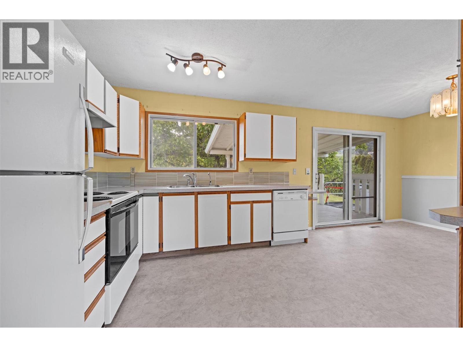 936 Mccartney Road, West Kelowna, British Columbia  V1Z 1S1 - Photo 14 - 10387065