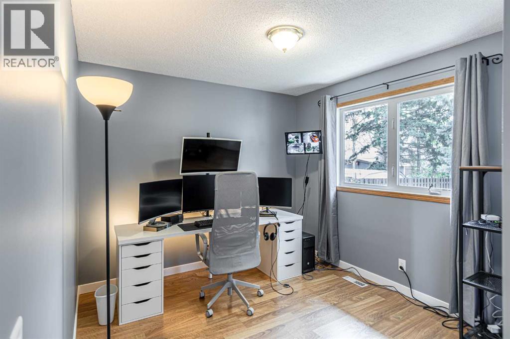 111 Lynnview Way SE, Calgary, Alberta  T2C 1T4 - Photo 19 - A2313143