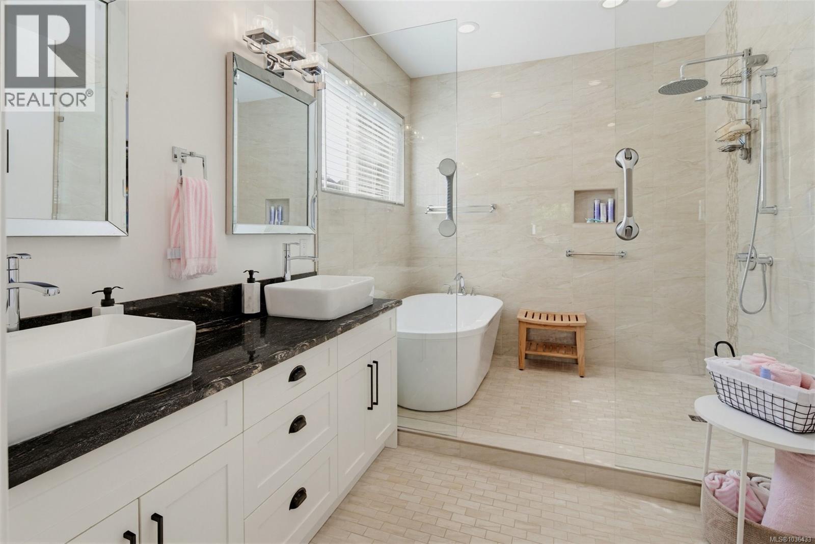 103 945 Bear Mountain Pkwy, Langford, British Columbia  V9B 6T1 - Photo 18 - 1036433