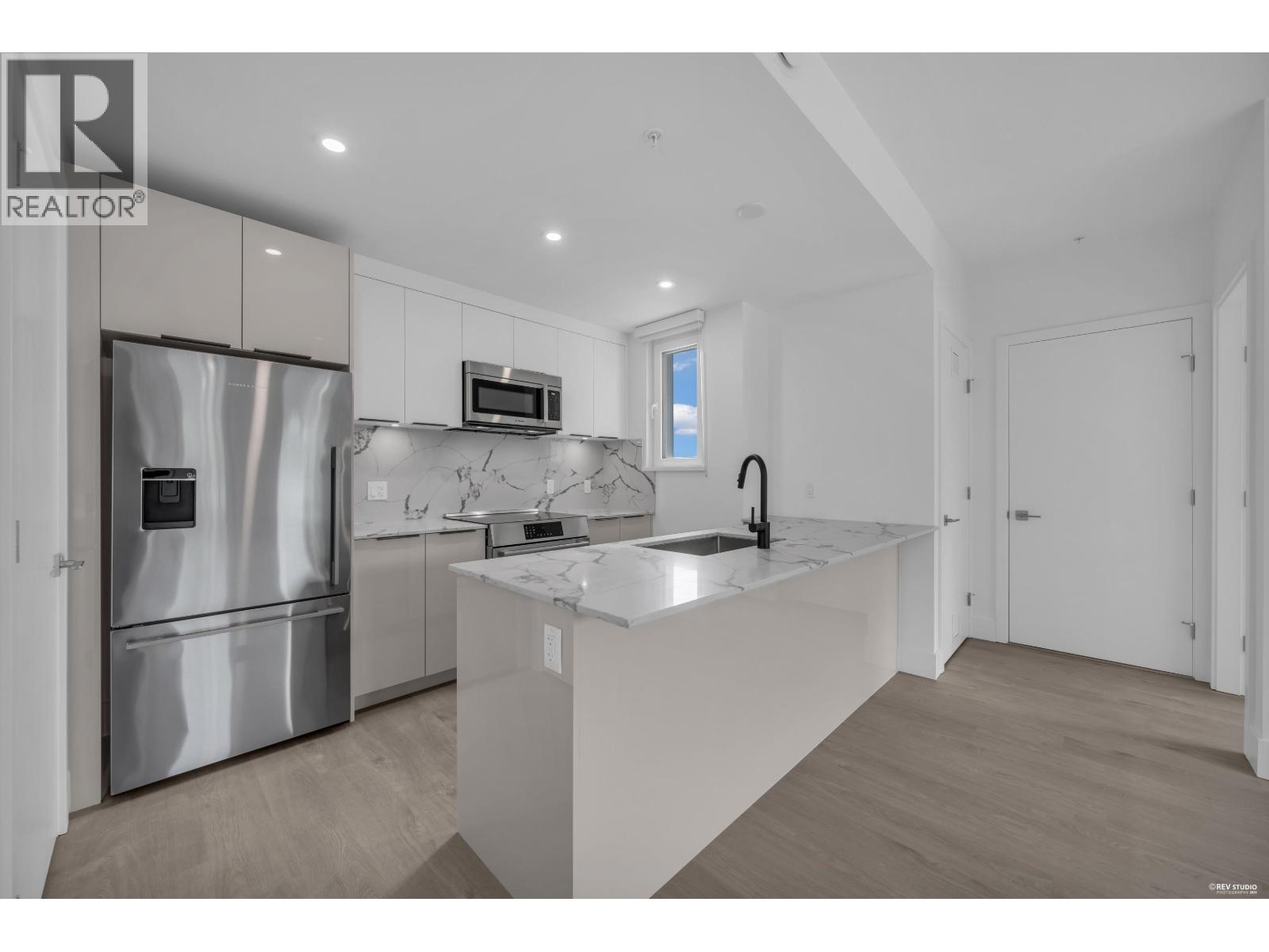 309 2250 E 1ST AVENUE, Vancouver, British Columbia
