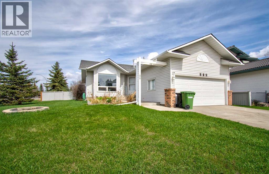 273 Woodside Road NW, Airdrie, Alberta