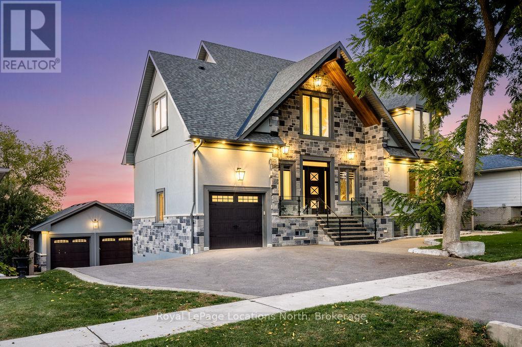 22 EAST JOHN STREET, innisfil (cookstown), Ontario
