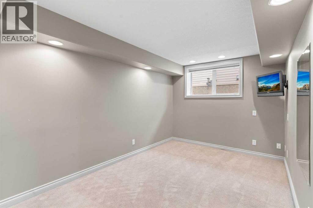 938 Panorama Hills Drive Nw, Calgary, Alberta  T3K 5C3 - Photo 45 - A2311963