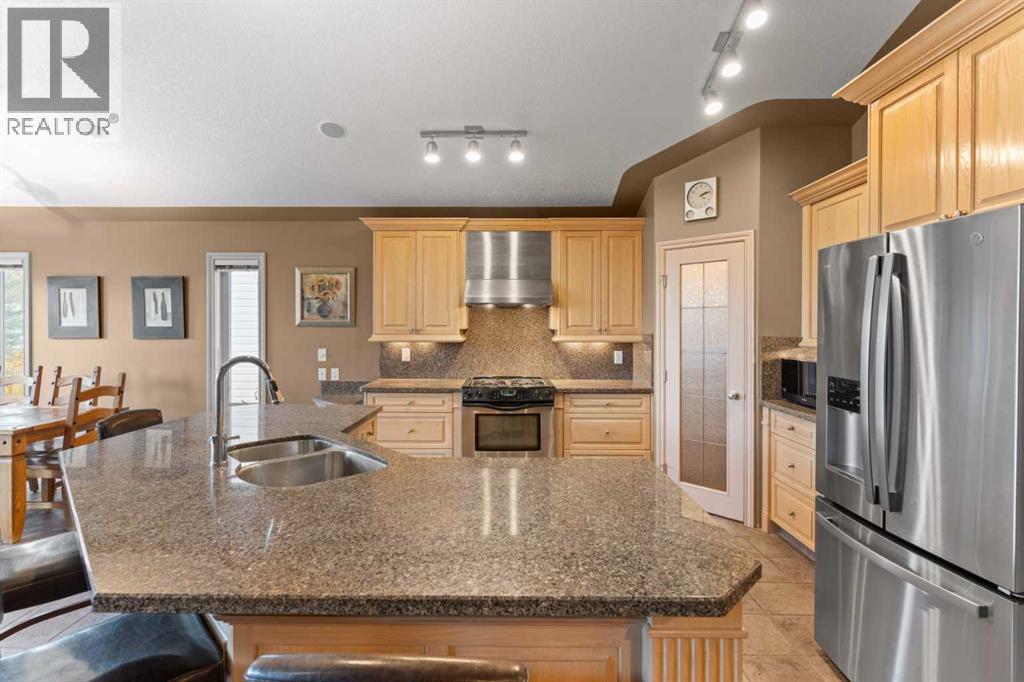 938 Panorama Hills Drive Nw, Calgary, Alberta  T3K 5C3 - Photo 16 - A2311963