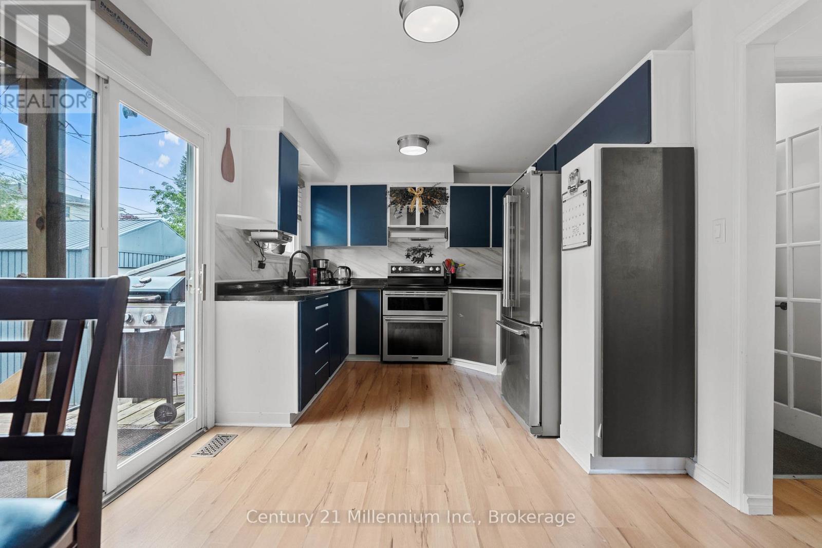 1025 12th Street E, Owen Sound, Ontario  N4K 5V4 - Photo 17 - X13162672