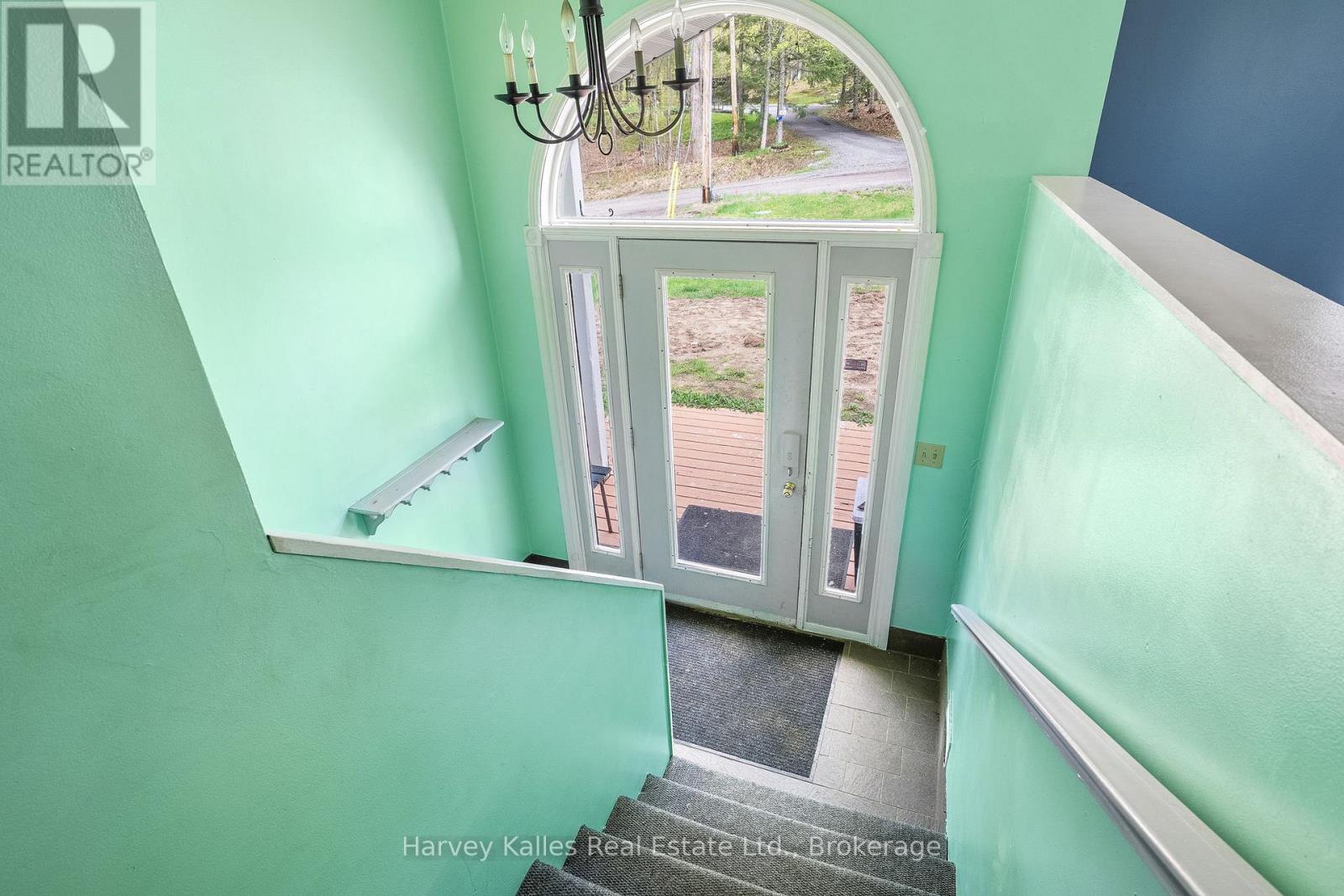 42 Old Centurion Road, Huntsville, Ontario  P1H 2N5 - Photo 3 - X13162800