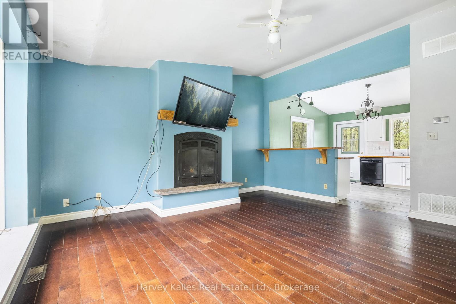 42 Old Centurion Road, Huntsville, Ontario  P1H 2N5 - Photo 6 - X13162800