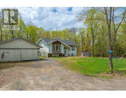 42 OLD CENTURION ROAD, Huntsville, Ontario