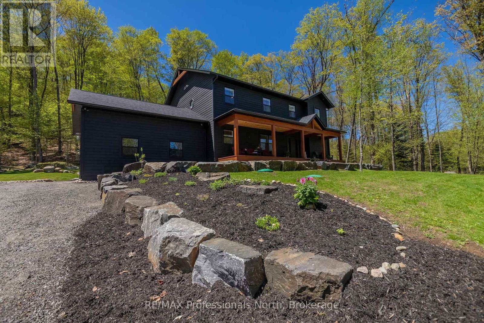 29 Natures Way, Huntsville, Ontario  P1H 0B4 - Photo 1 - X13162880