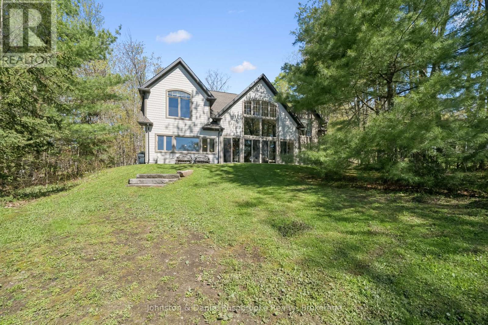 1911 Mortimers Point Road, Muskoka Lakes, Ontario  P0B 1J0 - Photo 4 - X13162884
