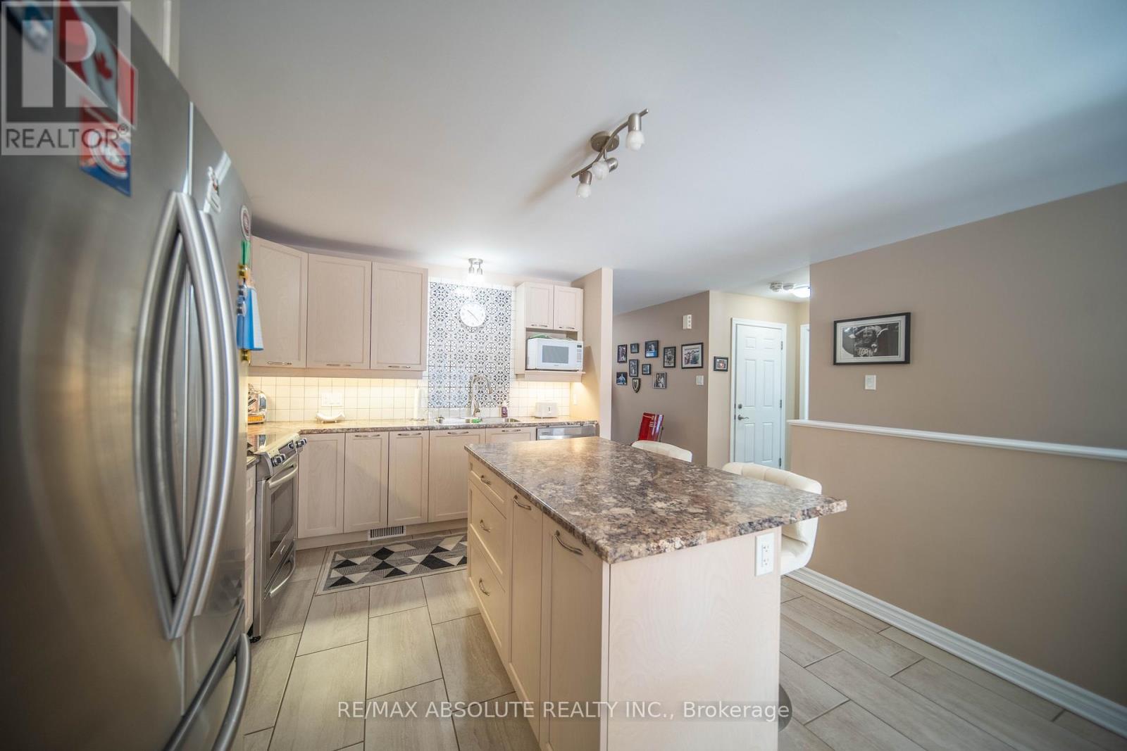 148 Equinox Drive, Russell, Ontario  K0A 1W1 - Photo 7 - X12838070