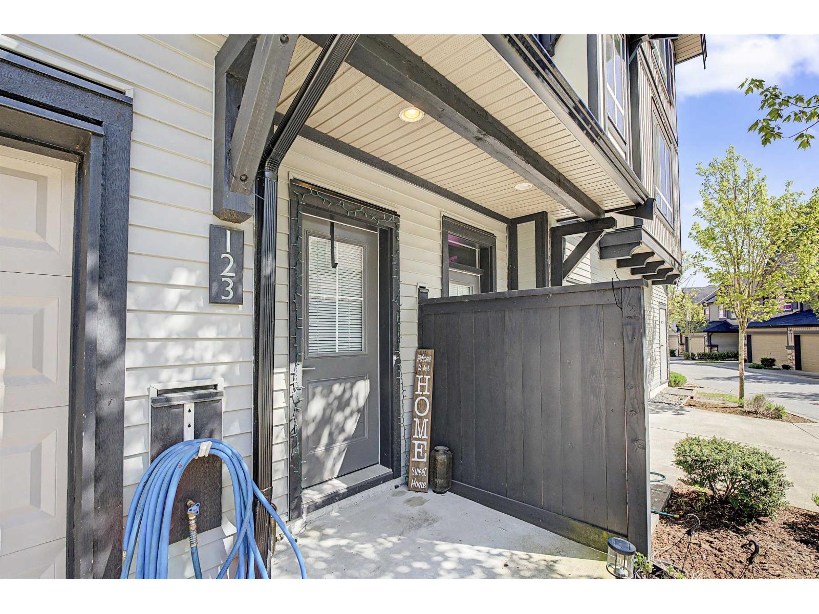 123 30930 Westridge Place, Abbotsford, British Columbia  V2T 0H6 - Photo 2 - R3126465