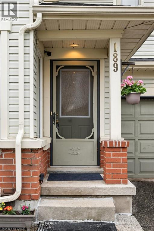 189 Shadow Wood Court, Waterloo, Ontario  N2K 3W4 - Photo 5 - 40824153